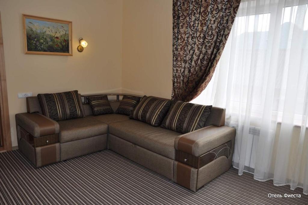 ホテル Fiesta Bilhorod-Dnistrovsʼkyy 部屋 写真