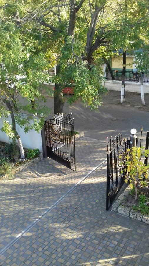 ホテル Fiesta Bilhorod-Dnistrovsʼkyy エクステリア 写真
